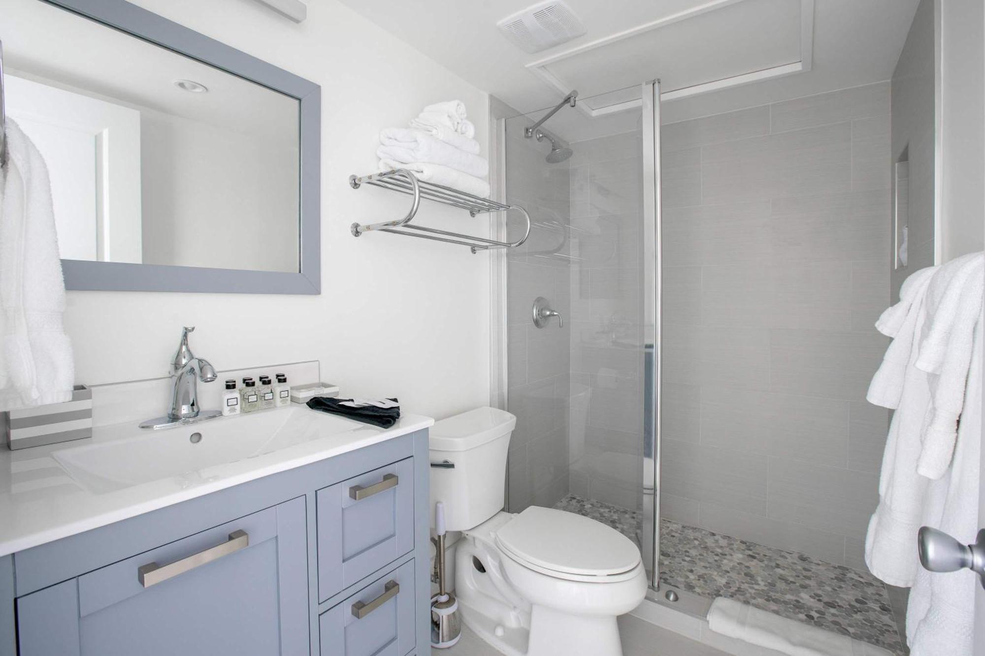 Apartment Living At Plantation Village Blgs George Town
